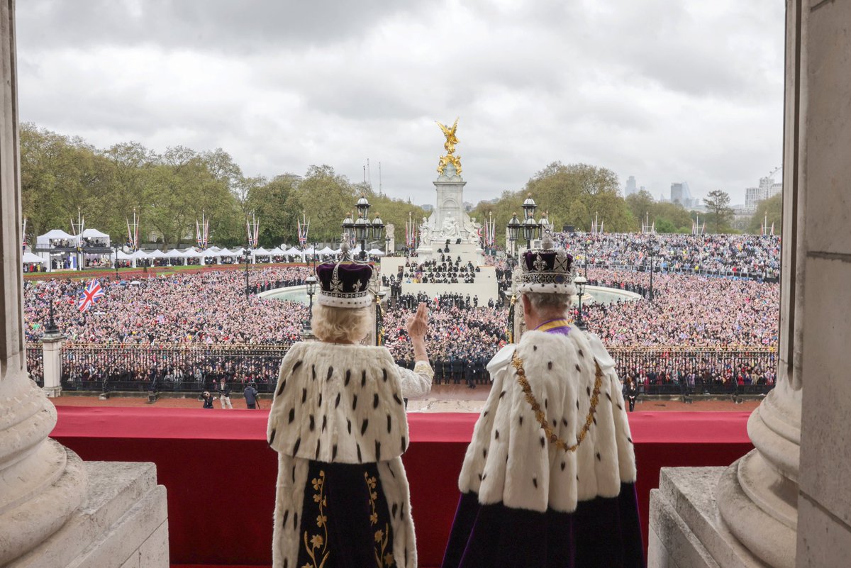 SRBinUK's tweet photo. Heartfelt congratulations to His Royal Majesty King Charles III and Her Royal Majesty Queen Camilla on their Coronation. Historic day for the Monarchy and British people. 🇬🇧👑 HRM King Charles III always cherished relations with Serbia 🇷🇸 and its people. https://t.co/Z1mwKdEIKB