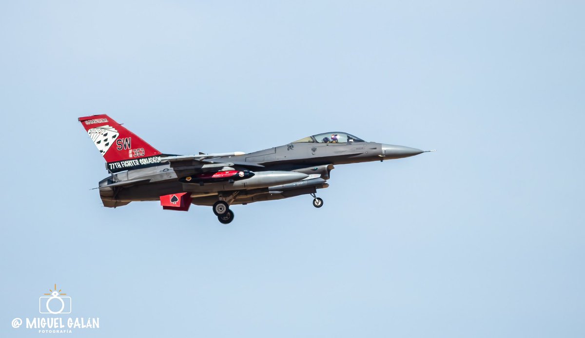 USAF F-16 91-0353 Shaw AFB, landing on RW 02 Morón AFB, LEMO 8-5-2023. #shawafb #baseaereamoron #usaf #f16fightingfalcon #avgeek #planespotting #aviationlovers @usairforce