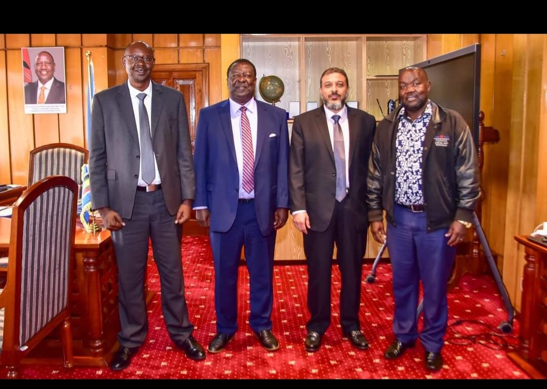 Ruto_Mustafa_23's tweet photo. Dr. Eric Ruto for Chamber President 
Ramadhan Muatafa for Chamber VP
#ChamberyetuBiasharapamoja
#teamchange
#kenyachamber
#TeamDrRutto&amp;Mustafa https://t.co/ImUHT2HA0C
