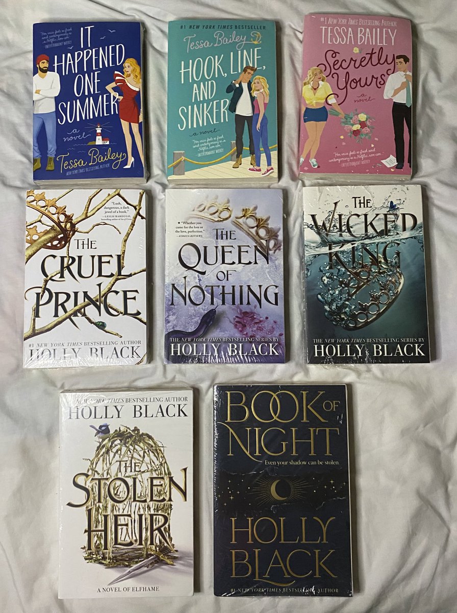 abxsoo's tweet photo. book haul <3 https://t.co/LRlneLvoJ0