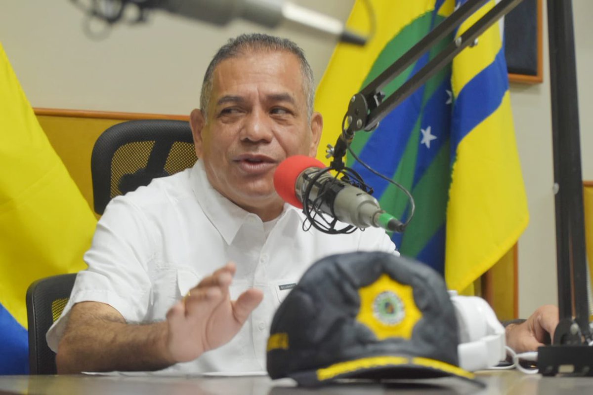 amarcanopsuv's tweet photo. BOLÍVAR: Dios bendiga nuestras familias siempre. Estamos en MAYO y vienen más y mejores noticias para todos y todas . Que nadie baje la guardia, nosotros seguimos trabajando con más fuerza por el bienestar de nuestro pueblo . Feliz inicio de semana . https://t.co/NsLS0N6HlT