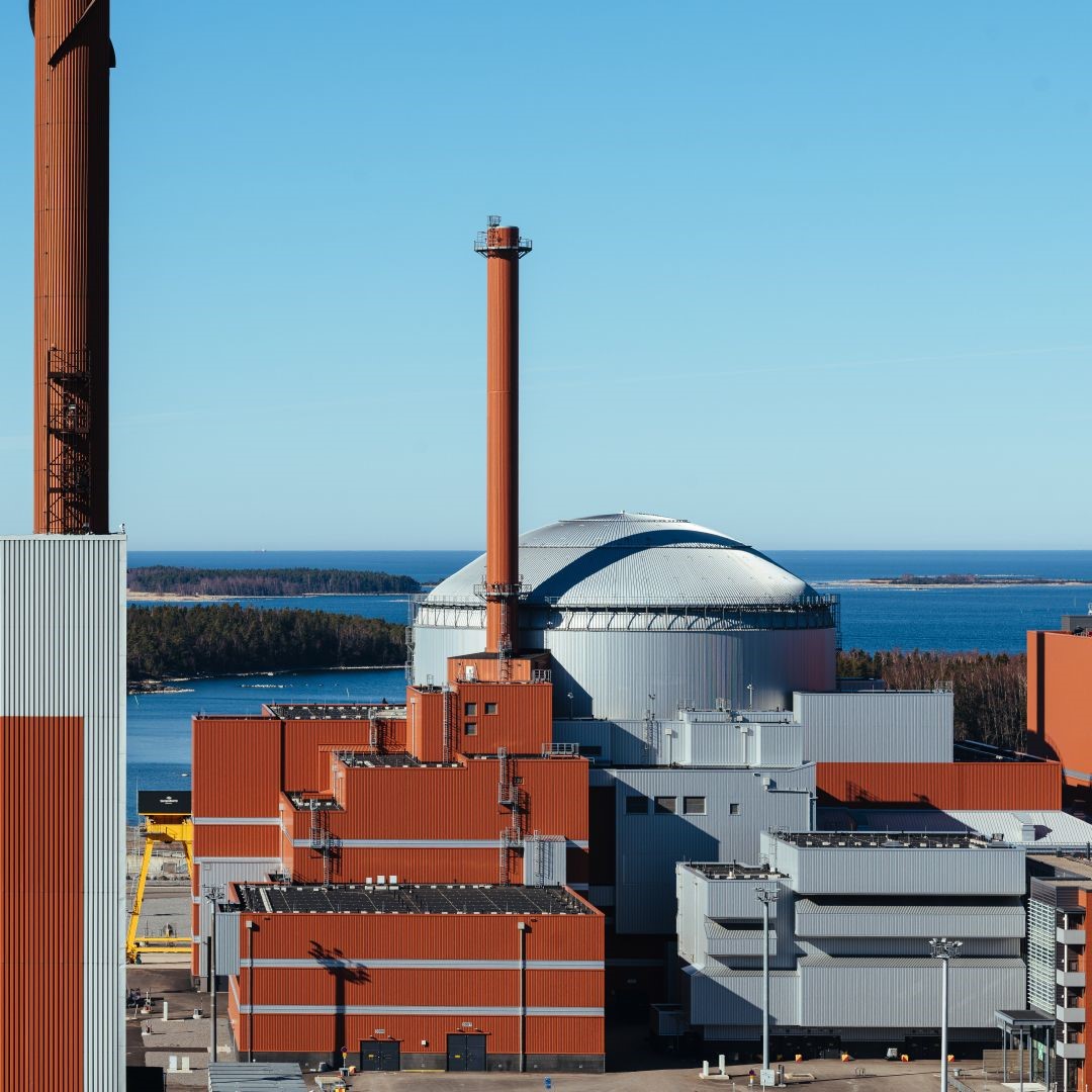 The completion of #OL3 is a big deal for Finland, but its impact extends beyond borders. The power plant is a significant step forward for the #GreenTransition. Over 90% of the electricity produced in Finland 🇫🇮 is now emission-free." Read more: 
tvo.fi/en/index/news/…