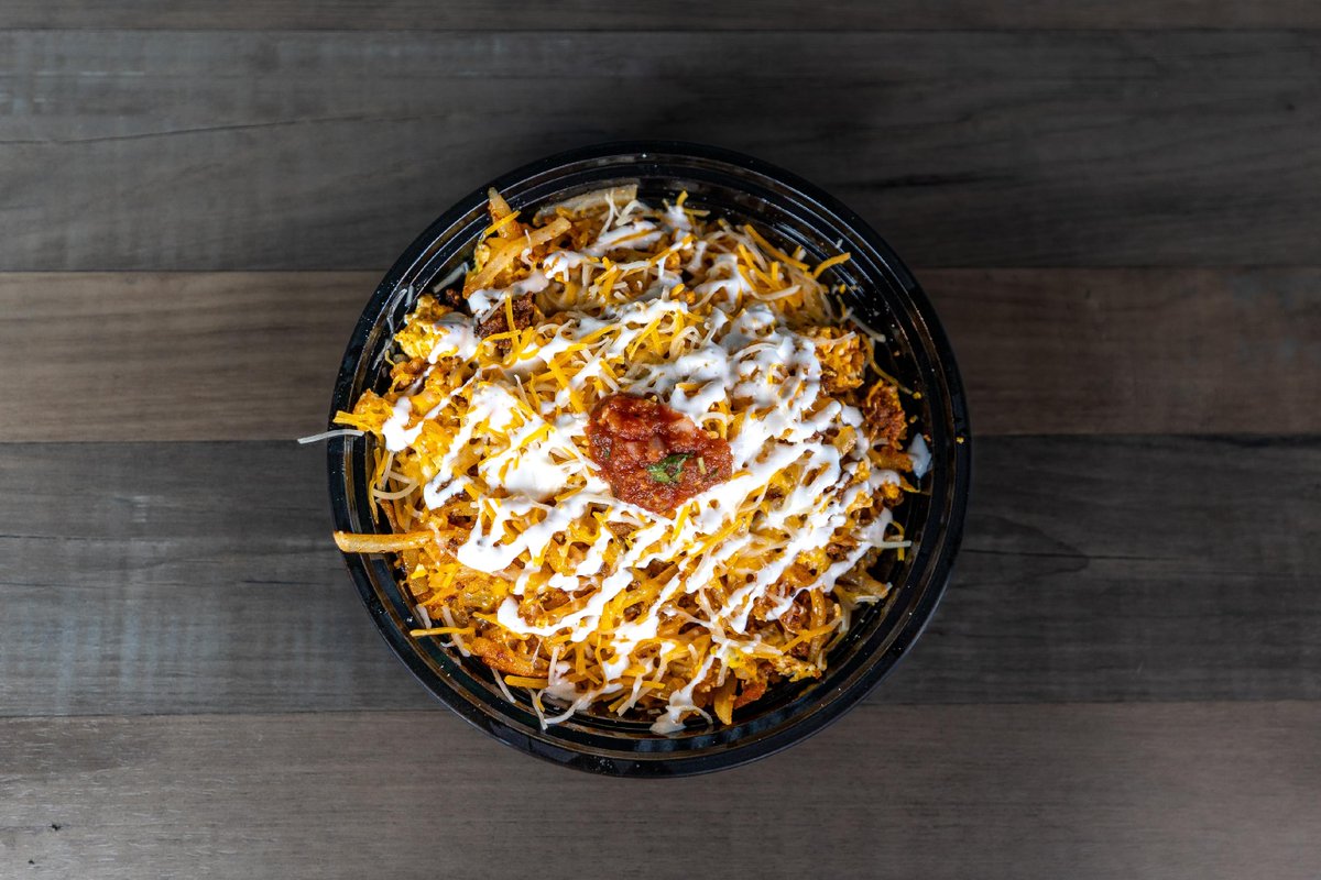 Get ready to bowl over your taste buds with Javi's Tacos' hearty and delicious breakfast bowl 🍳🥑🌶️ Made with fresh ingredients and bursting with flavor, this bowl is the perfect way to start your day! 😋 #JavisTacos #BreakfastBowl #FreshFlavors #AllDayBreakfast