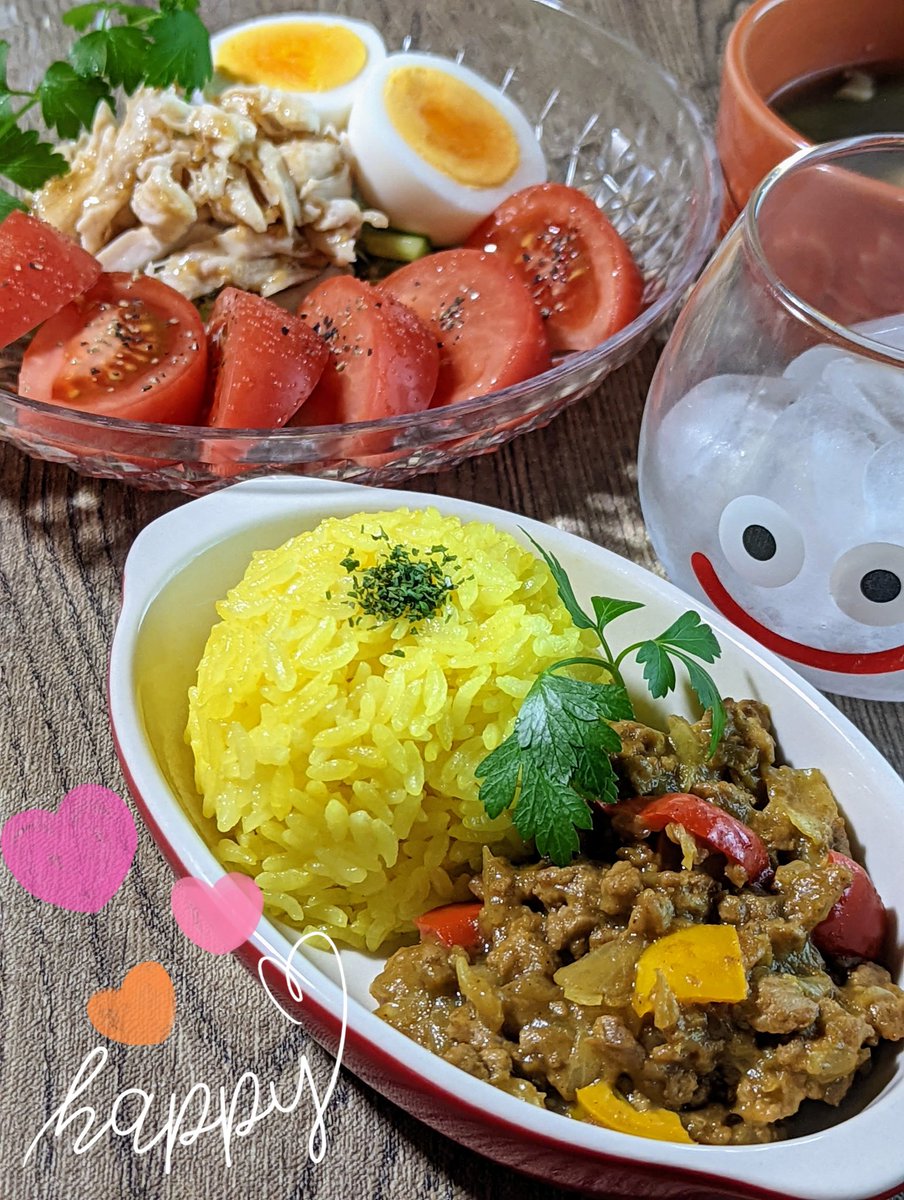 今夜は休肝❣️🧊氷スラ😂 昼寝してないので寝落ちるかも💦晩酌なのか...🤔 夕飯のキーマカレー🍛 🍅🥚🐔サラダ🥗 ͛.* スープ さぁ スラちゃんにかんぱー🤐