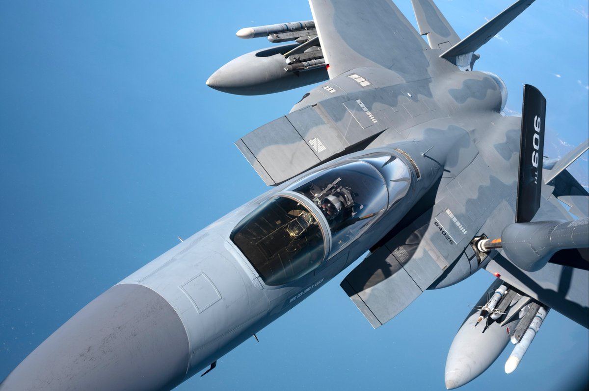 09Runway's tweet image. McDonnell Douglas F-15C Eagle 84-0025/ZZ. 2022.