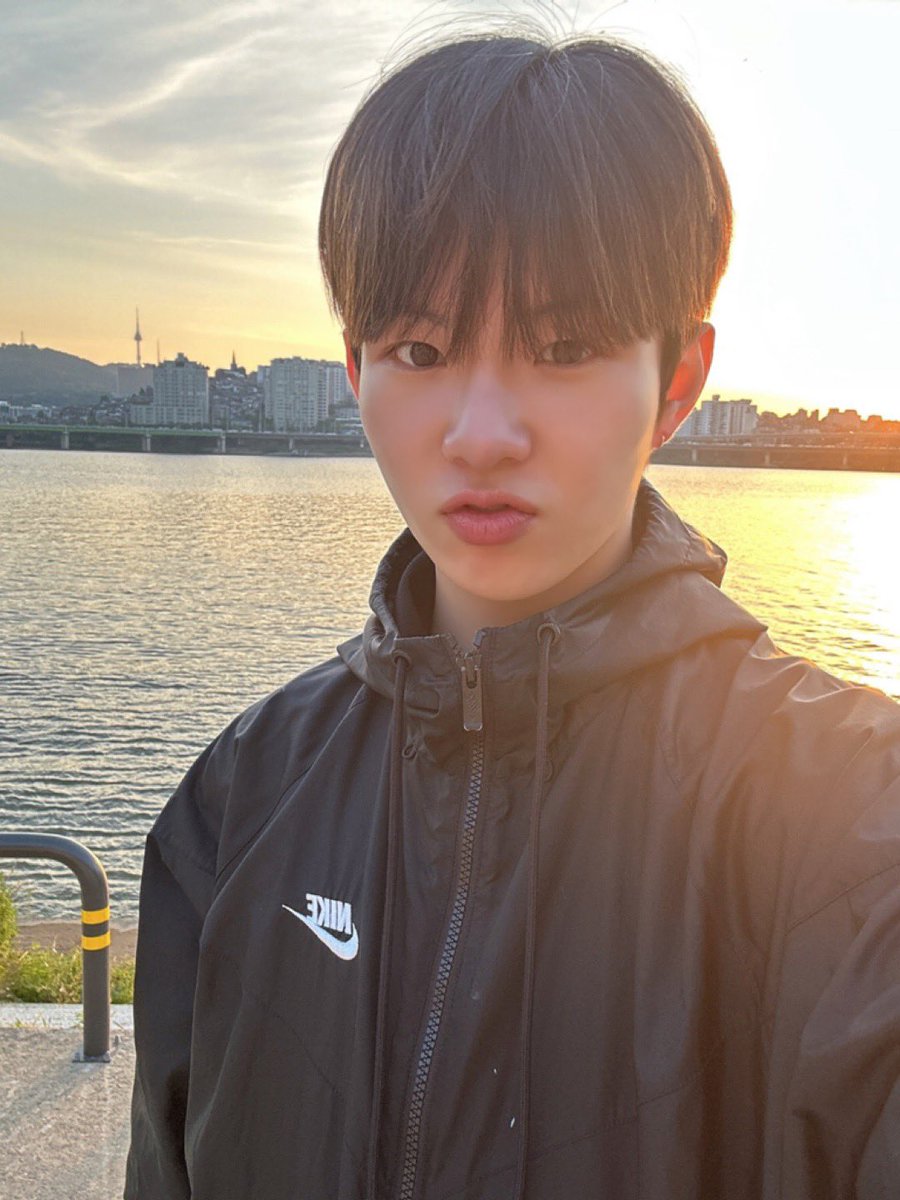 BLANK2Y_Member's tweet photo. 일상의 psd🩶

#BLANK2Y #블랭키 #SODAM #소담 https://t.co/brhKmb88Ky