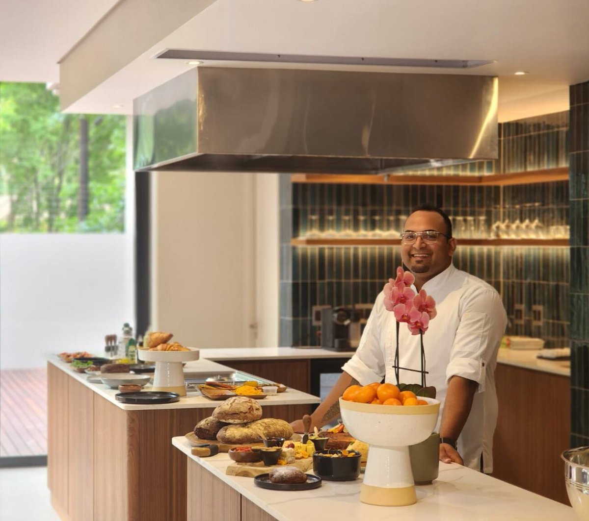 Royal Johannesburg (@royal_jhb_golf) on Twitter photo Table for one: Chef Ransley’s exciting journey, with the best yet to come! <a href="/chef_ransley/">Ransley Pietersen</a>
atableforone.co.za/index.php/2023… Table for one: Chef Ransley’s exciting journey, with the best yet to come! <a href="/chef_ransley/">Ransley Pietersen</a>
atableforone.co.za/index.php/2023…