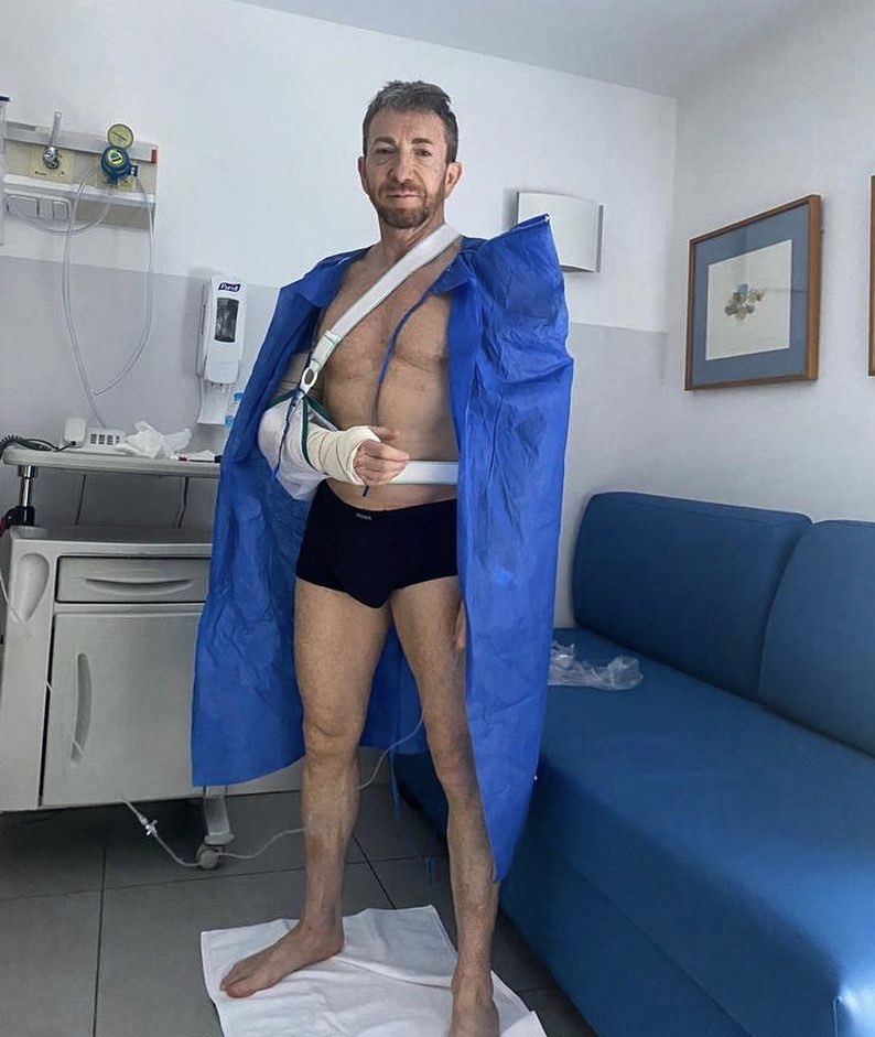 TirodeGraciah's tweet photo. No tiene muy buena pinta la nueva de Superman. https://t.co/Vk4yqPfvpV