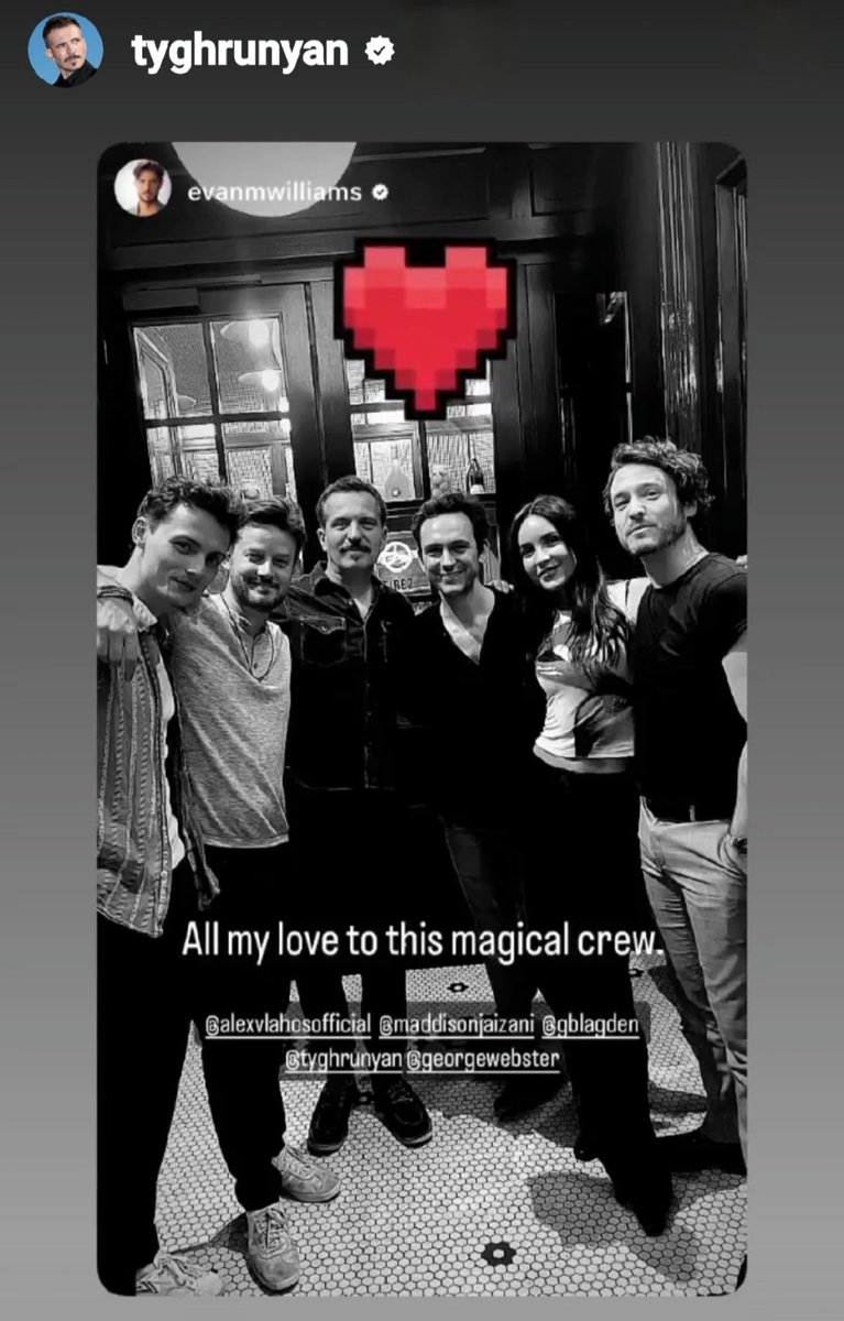 TartColette's tweet photo. A magical crew indeed !😍⚜️❤️ (Tygh's IG story repost fm EvanMWilliams)
#tyghrunyan #actor #musician #filmmaker #producer #FabienMarchal #Versailles #tvseries #VersaillesFamily #versaillesseries #ROYALCON #aroyalreunion https://t.co/HPUtCdOT9r