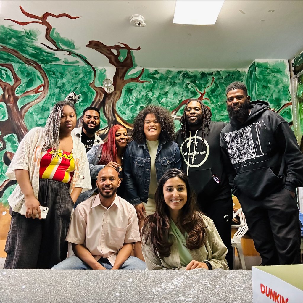 Thank you to Taylor Cobb and Shane Nelson of ReifyPHL for coming into speak to our School for Grassroots Leadership about fundraising, philanthropy, and setting strong nonprofit foundations - we appreciate you! Knowledge is power ⚡️