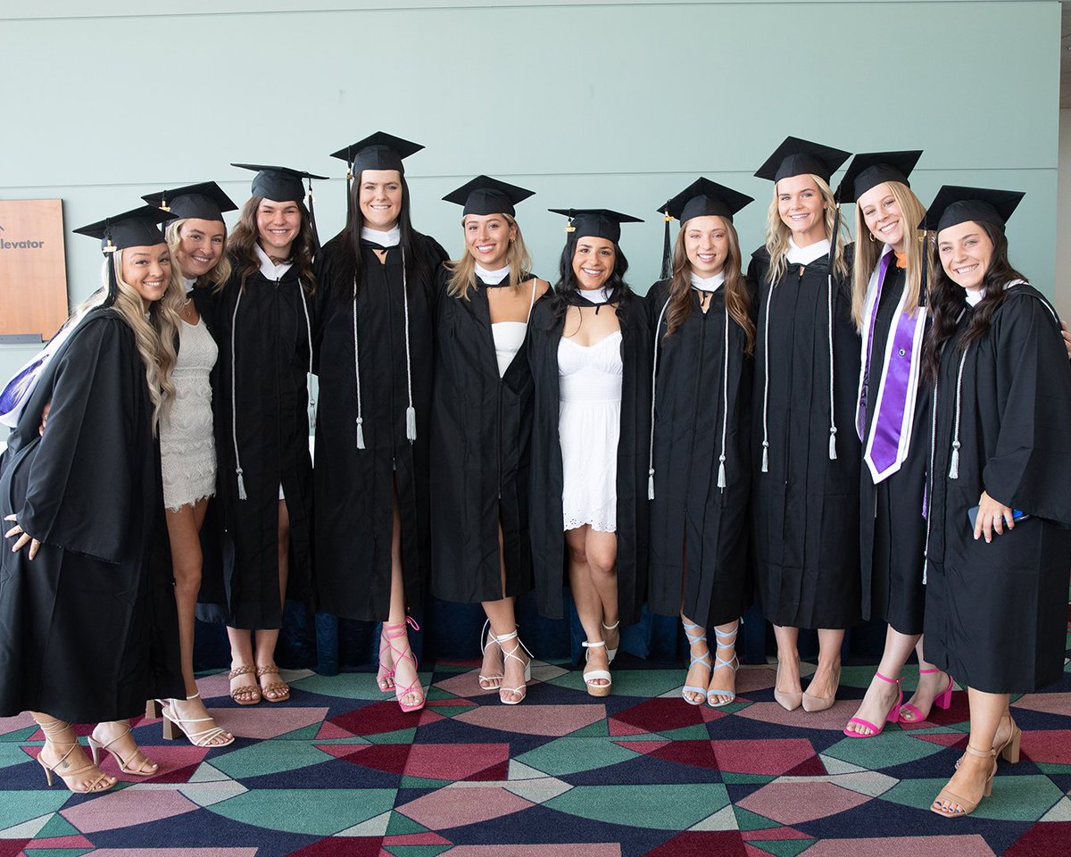 AssumptionUMA's tweet photo. Forever the class of 2023 💙🎓

#AssumptionUniversity | #AU2023 https://t.co/1d4ICK3zqz