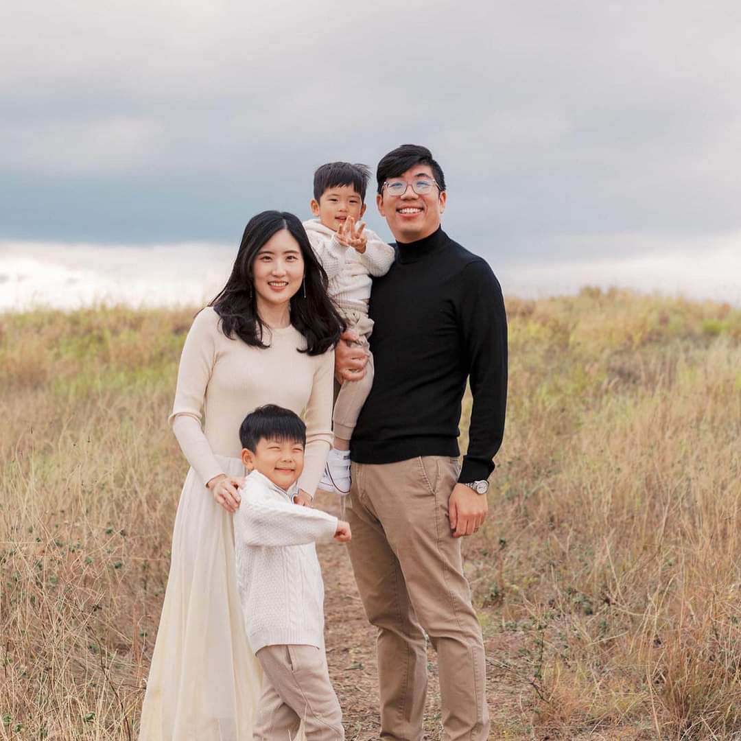 #NEW More victims of Saturday's mass shooting at Allen Premium Outlet.

Kyu, Cindy, and 3yo James Cho were killed. Only their 6 year old son survived and is recovering in the hospital.

'The family is in deep mourning' according to funding page set up by friends @wfaa #AllenTexas