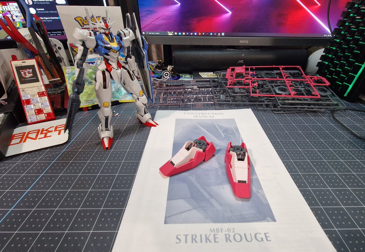 0Gundamfan2's tweet image. Stream part 1 complete thanks to everyone who came, raided by @OMechanicum I'll be back in a couple of hours 
#gunpla #livebuild #perfectgrade