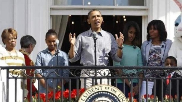 GoldingBF's tweet image. That balcony is terribly black 😂