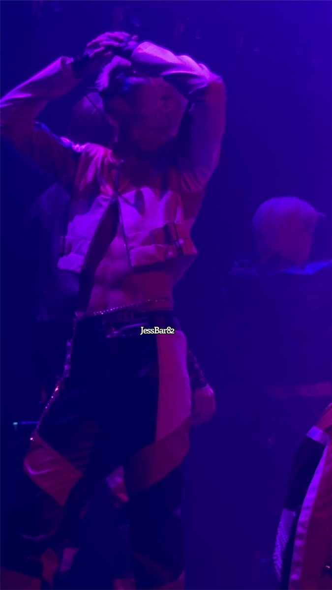 JessBar82's tweet photo. ABS and ARMS 🤯 #elastinLA #elast #RANO #Baekgyul #ROMIN https://t.co/PRvJ5h0DJS