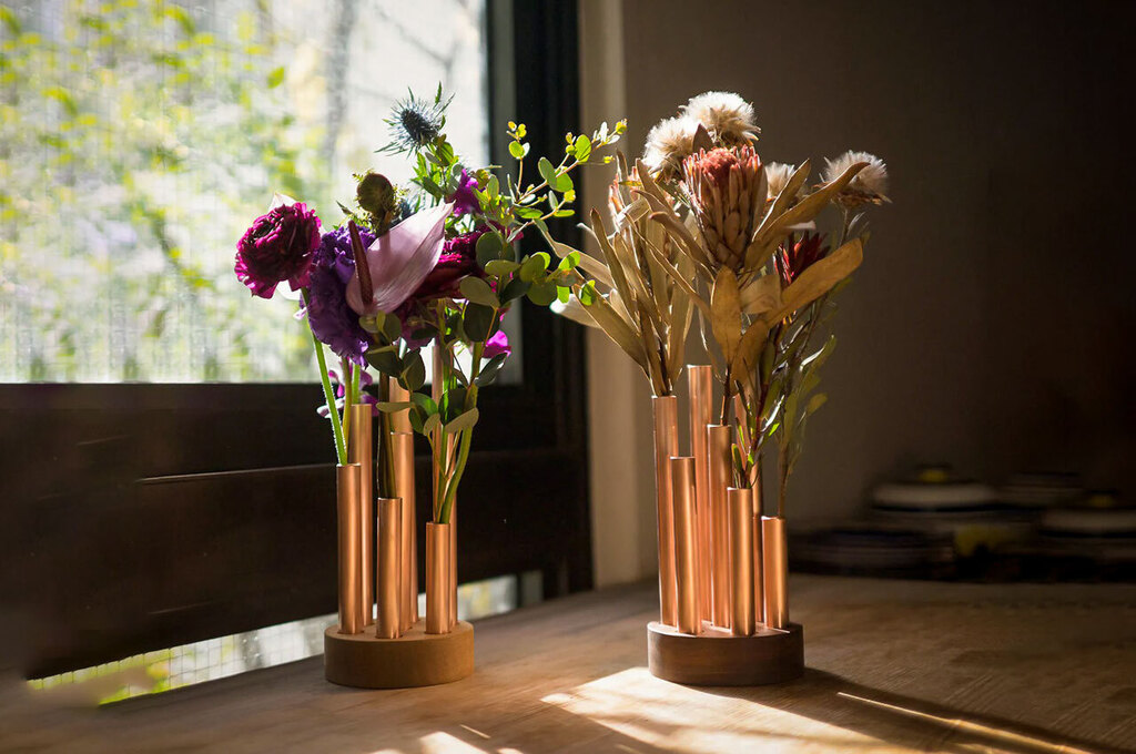blancoblanco_'s tweet photo. How metallic hues can add sparkle to your home décor "

Decorating with metallic accents is trending in the décor space and can add a dash of glamor and panache. From furniture to accessories and wall paint, metallic hues work as a decorative accent maki… https://t.co/TqVkoHhkOH https://t.co/wJR8fd5H7F