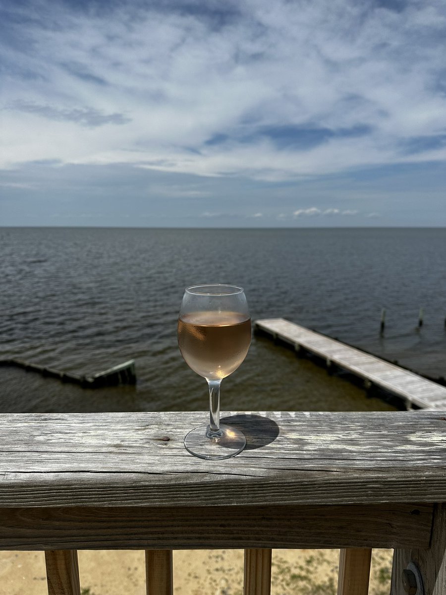 *Now* I’m on vacation. #obx #vacationmode