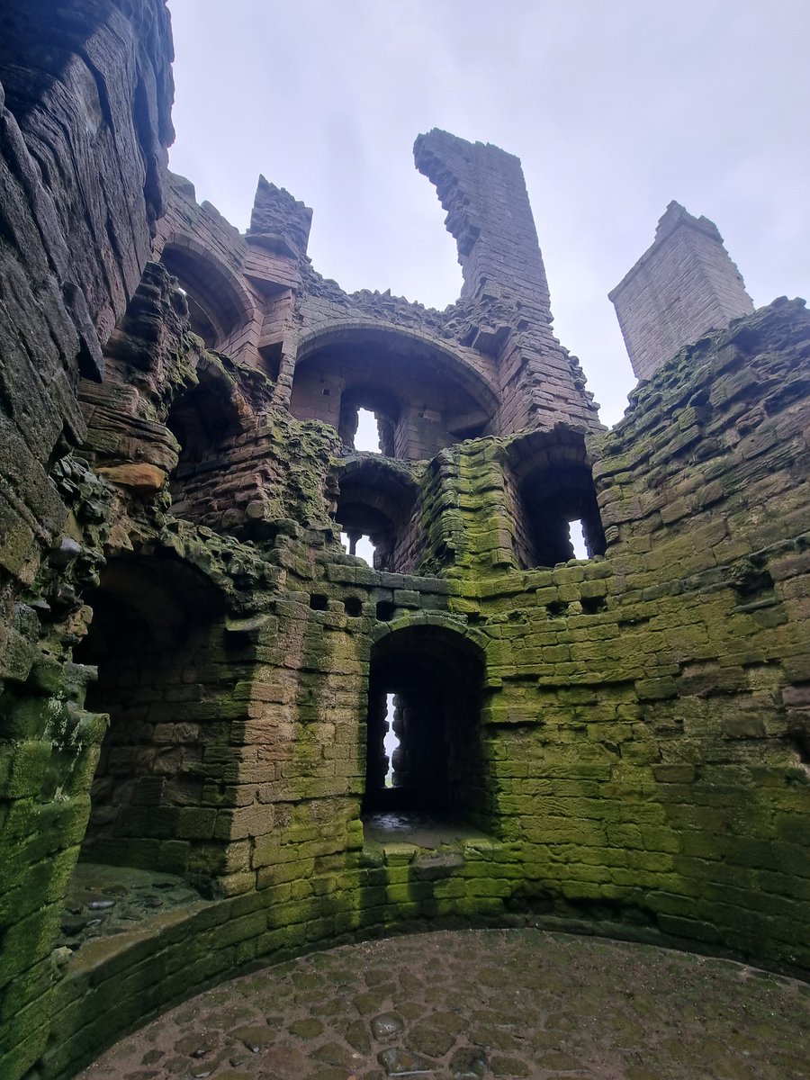 #DunstanburghCastle - atmospheric