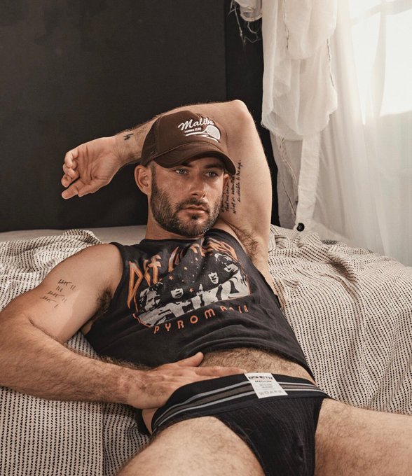To the mattress   📸: @briankphotog https://t.co/U05ubirsPg<a class="tags" target="_blank" title="On Twitter" href="/?out=eyJ0eXAiOiJKV1QiLCJhbGciOiJIUzUxMiJ9.eyJpYXQiOjE3MjA2NjA0MzQsImlzcyI6InR3cG9ybnN0YXJzLmNvbSIsIm5iZiI6MTcyMDY2MDQzNCwiZXhwIjoxNzUyMTk2NDM0LCJyZWRpcmVjdF91cmwiOiJodHRwczovL3R3aXR0ZXIuY29tL2JyaWFua3Bob3RvZyJ9.sWW3aV962DCP3ZzzqodEtSD1plTqW8HL-jTYmuMQyRzXmN1JUWCiLUKDUkk56tKk66Y9QWnGwtFFLy09OX0HbQ">@briankphotog</a><a href="/tag/linkinbio"class="tags"><span>#linkinbio</span></a>