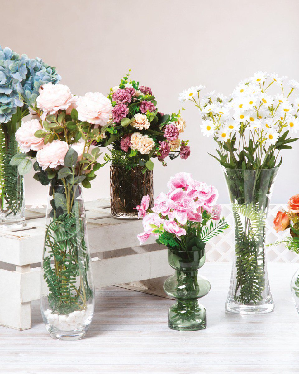 AlmacenesPycca's tweet photo. ¿Todavía no sabes que obsequiarle a mamá? 🤔
En nuestro #MercadoDeFlores 💐en Pycca hay una gran variedad de flores que alegrarán el día a mamá. 🥰
Encuentra hasta el 30% OFF en miles de productos 💥y compra ahora y PAGA DESDE AGOSTO con tu #ClubPycca 💳 https://t.co/6itjrHg7R9