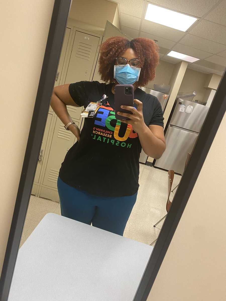_uknwuwantMOORE's tweet photo. #NursesWeek2023 6 years in, 6 areas of nursing, 9 hospitals, and I’m still not done yet. #DNPloading 👩🏾⚕️ https://t.co/lJJWRzjvLv