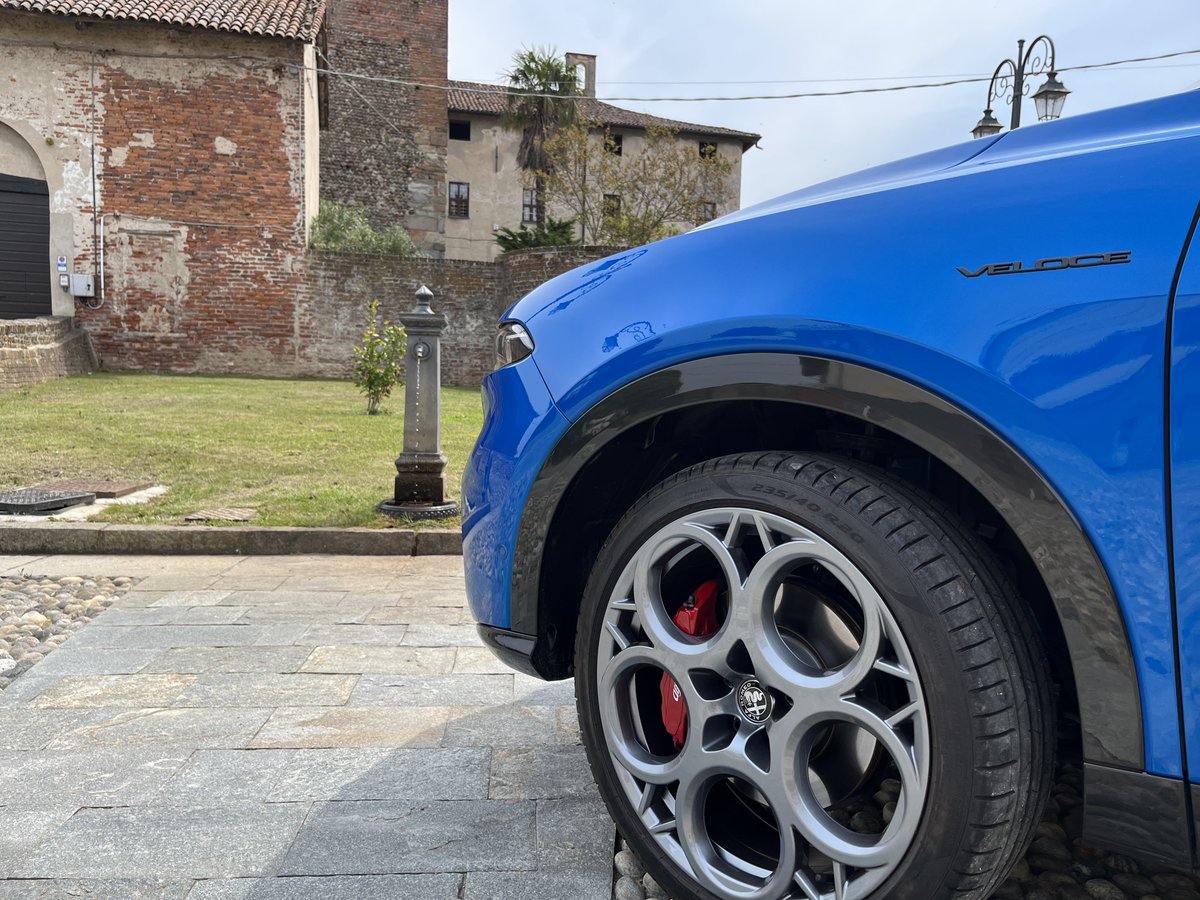 JoeSantos703's tweet photo. I had a great time checking out the 2024 @alfa_romeo  Romeo Tonale last week. Check my review coming up on @BiscuitMotor https://t.co/72vvq4kpaG