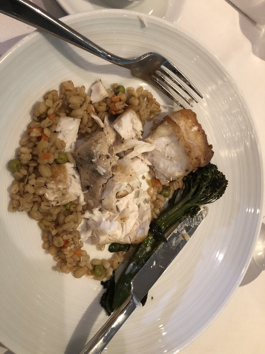 HarvestFlo's tweet photo. #AIM4CSummit lunch highlights some of the #food we could lose in the next generation or two due to #climatechange : #chocolate #coffee #almonds #pistachios #groundfish #shrimp #lobster #scallops #barley #chickpeas #wine etc @Sust_Harv_Intl expands #carbonnegative #agriculture https://t.co/1SWLR4Socs