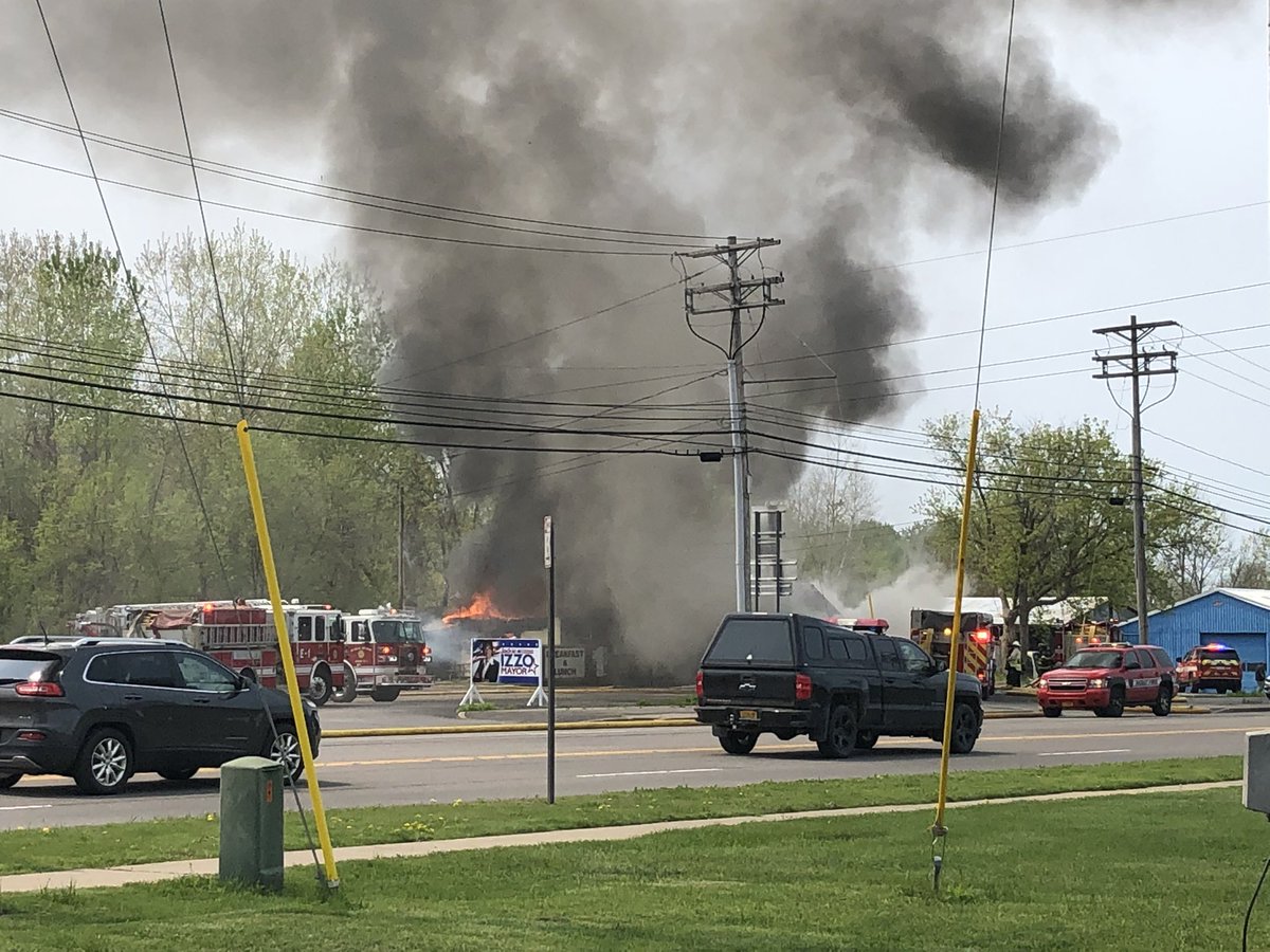 Matthew Breault on Twitter "BREAKING Large fire in Rome, NY at Donna