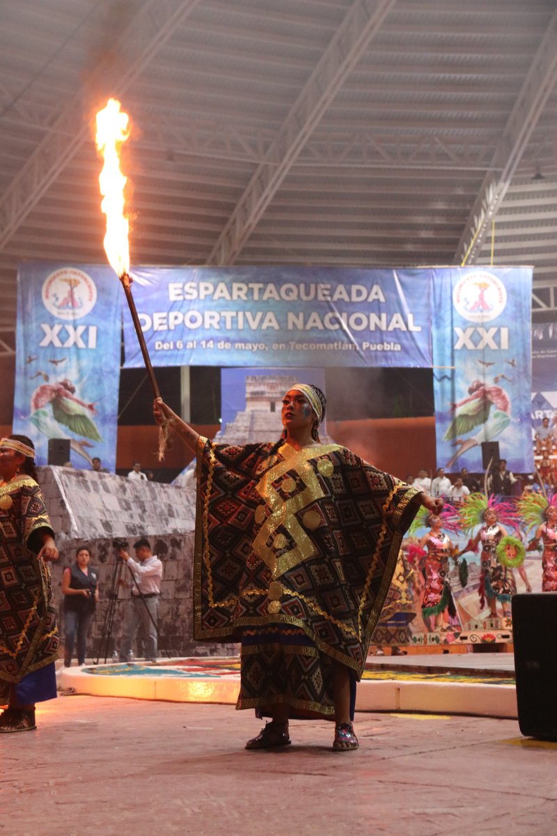 Ya estamos en la Espartaqueada Deportiva
Juan Celis Aguirre
Estamos muy contentos porque ya iniciaron las Espartaqueadas Deportivas Nacionales del Movimiento Antorchista con un evento de inauguración en la Plaza de Toros “La Antorcha”, de Tecomatlán.

facebook.com/JuanCelisAguir…
