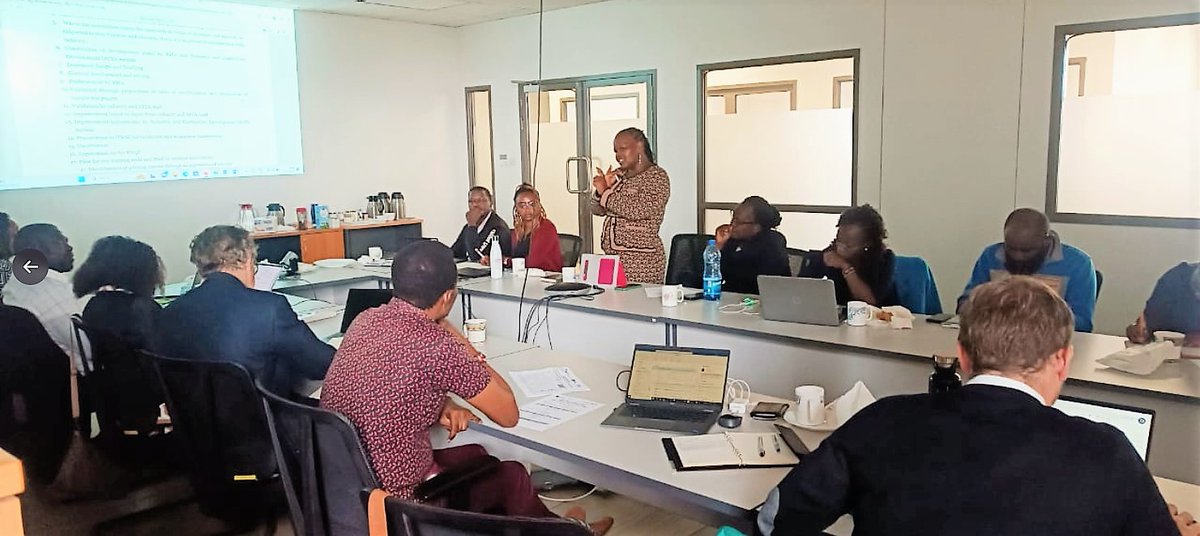 PamojaFT's tweet image. As part of our mission, We held a workshop to begin the process of developing a curriculum for biodigester design and installation. 

The curriculum development process is coming through collaboration with @giz_gmbh, @WTSenergy @nita_kenya 
#biodigester
#ClimateAction