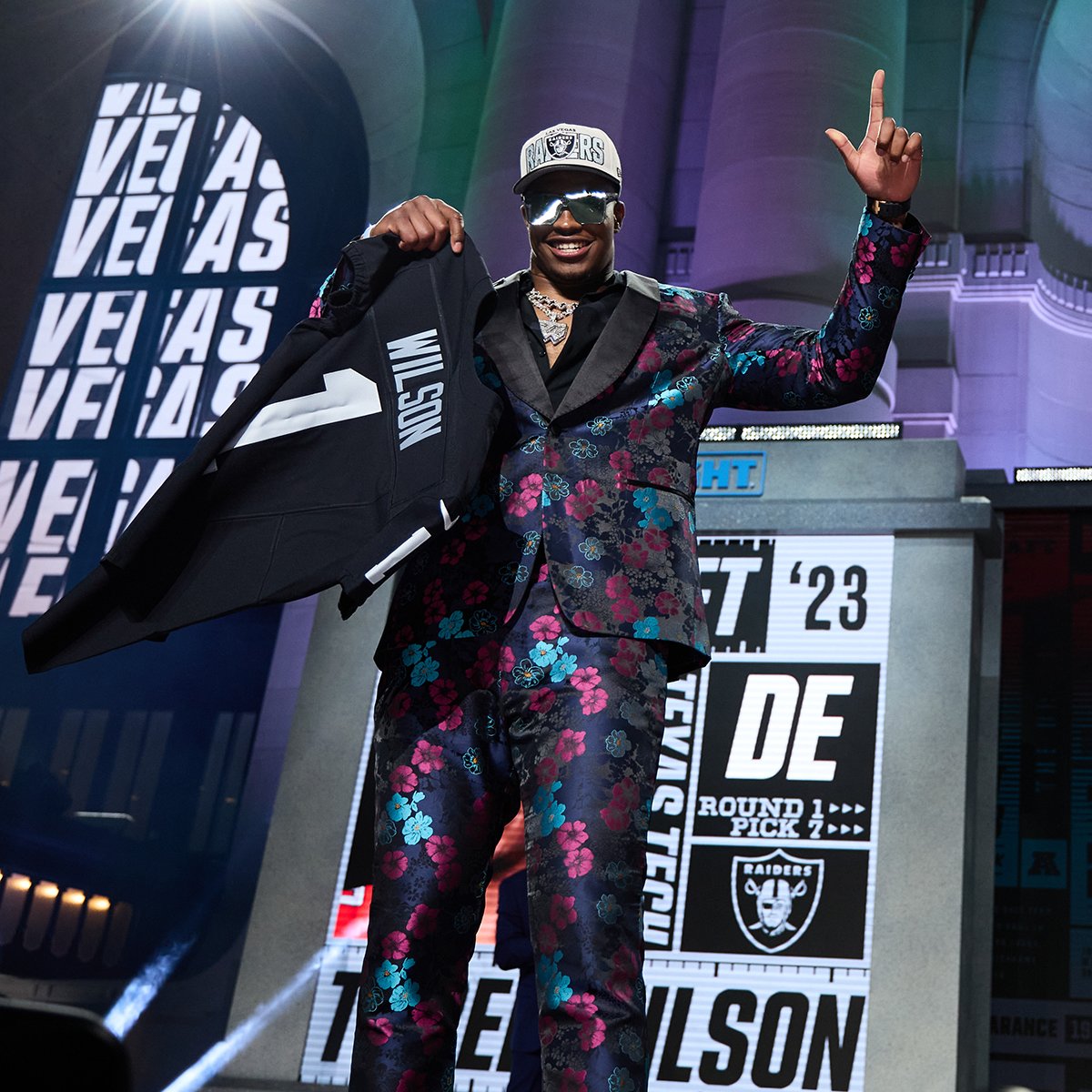 Las Vegas Raiders tweet media