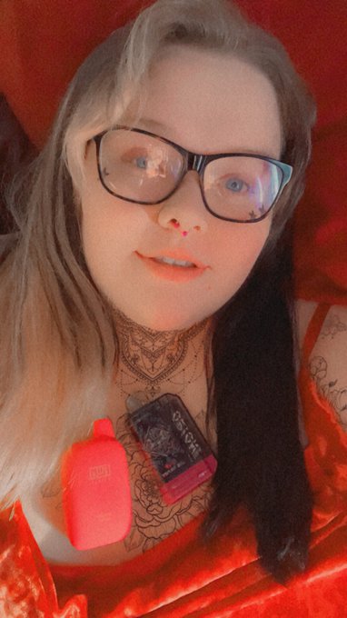 And last but not least, updated selfie cause I can https://t.co/9OIjgiQeJl<a href="/tag/selfie"class="tags"><span>#selfie</span></a><a href="/tag/femdom"class="tags"><span>#femdom</span></a><a href="/tag/bbw"class="tags"><span>#bbw</span></a><a href="/tag/findom"class="tags"><span>#findom</span></a><a href="/tag/ssbbw"class="tags"><span>#ssbbw</span></a><a href="/tag/femdomme"class="tags"><span>#femdomme</span></a>