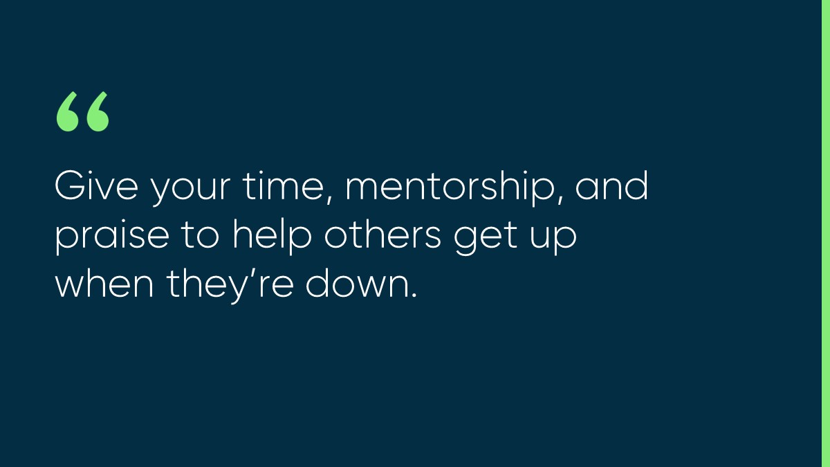 I encourage you to look for opportunities to lend a hand to help someone else—whether that’s providing guidance to a person who is eager to learn or giving praise to a hardworking member of your TEAM! It will enable us to become the BEST versions of ourselves!! #MondayMotivation