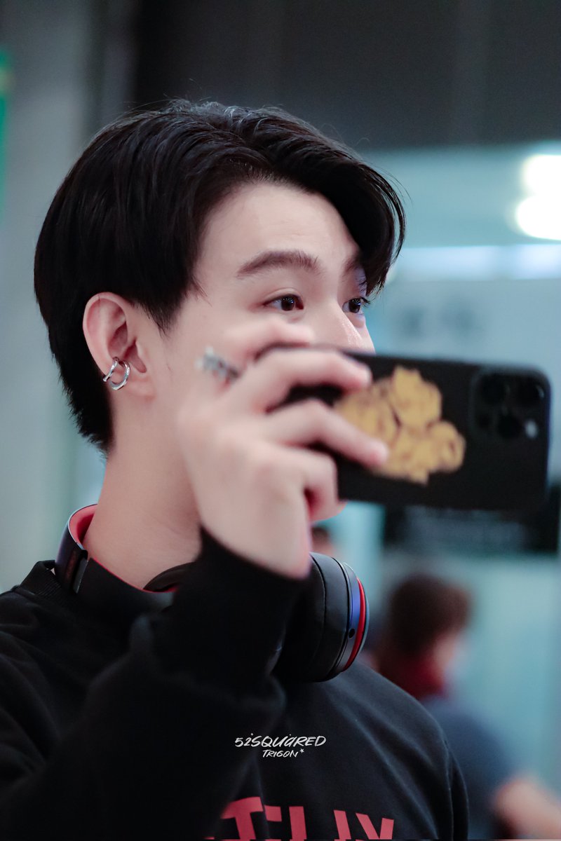 1  2  3 แชะ
#Saint_sup