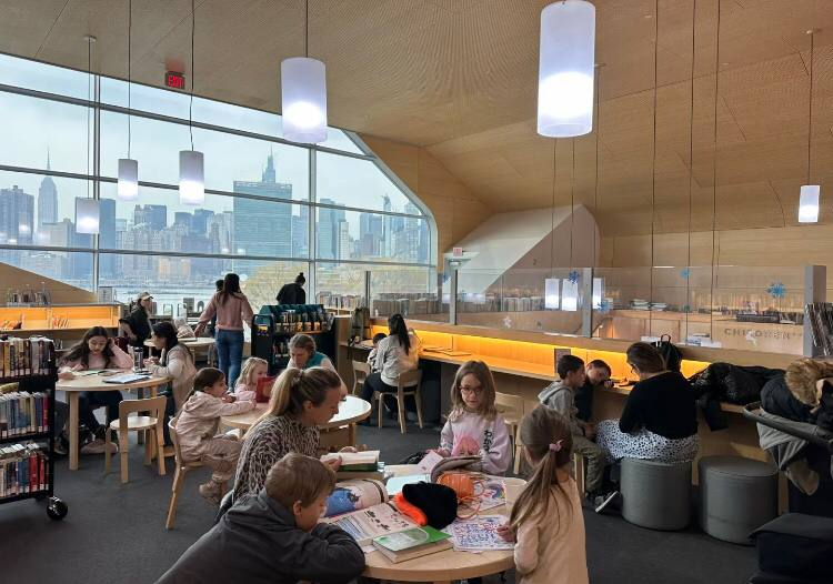 MeshooNon's tweet image. Come to library when I have free time and for relaxing my mind😇