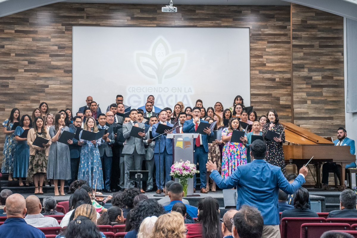 IBBLB's tweet photo. Excelente Servicio este Domingo, tuvimos 3 salvaciones y 1 bautizado. Buena música,  buen espíritu y un buen mensaje. Gracias por sus oraciones, por Su gracia el Señor nos está bendiciendo. 🙏🏼

https://t.co/sLRVi2C6RH

https://t.co/SS2CI9bORw

#ibblb #iglesiabautista https://t.co/Ti9xkOVZME