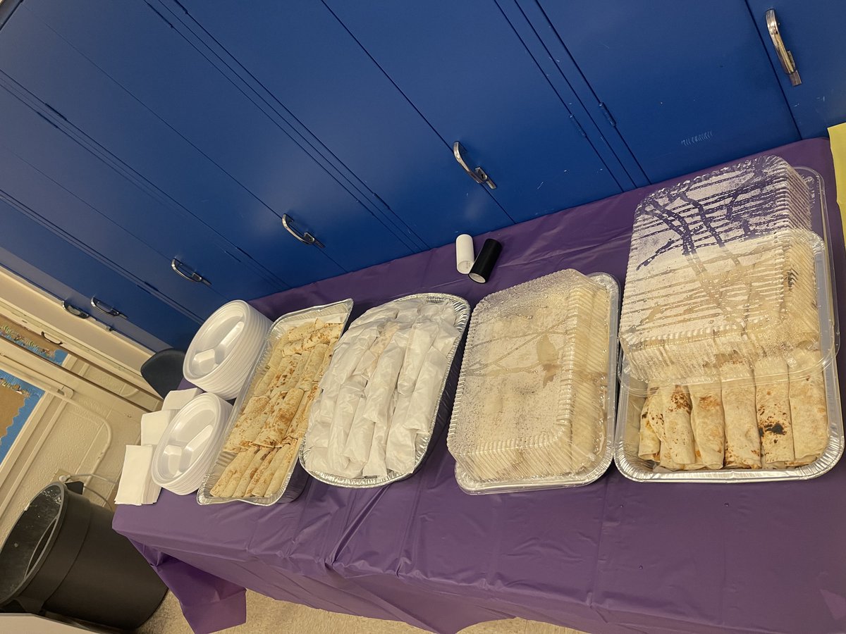 Thank you Iglesia San Miguel for providing the yummy breakfast to all our teachers and staff this morning!