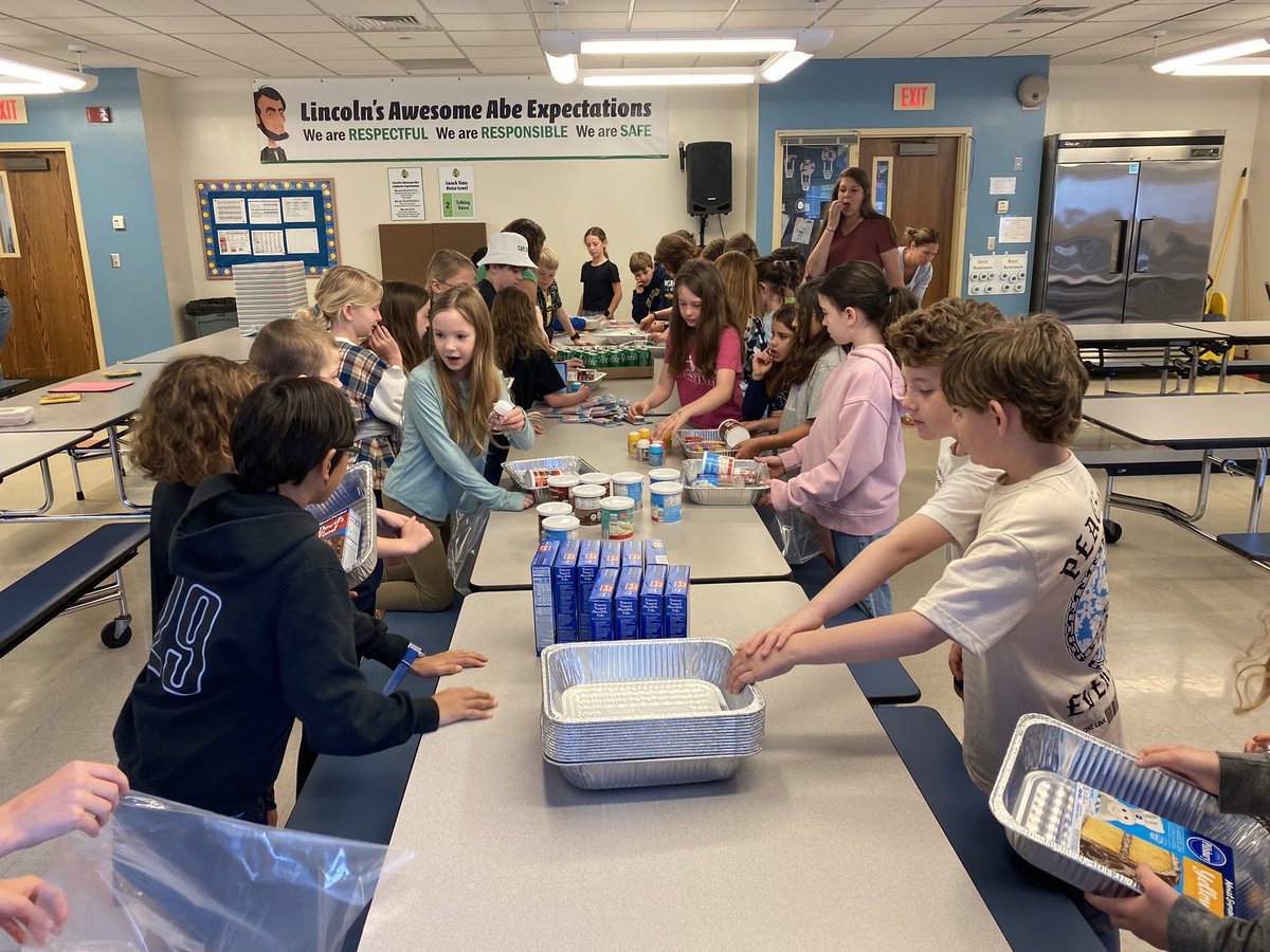 Lincoln Elementary School tweet media