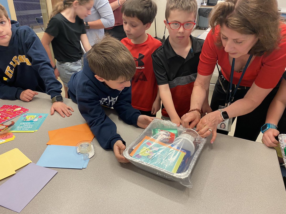 Lincoln Elementary School tweet media