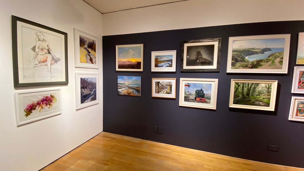 E X H I B I T I O N 
WHOBIDART Society Annual Open.
Closes Sunday | Free entry.
Showcasing local talent and inspiring creativity. 
Catch it while you still can.
---
#artindevon #visitdevon #northdevon <a href="/lovenorthdevon/">North Devon</a> <a href="/NorthDevonNews/">North Devon News</a>