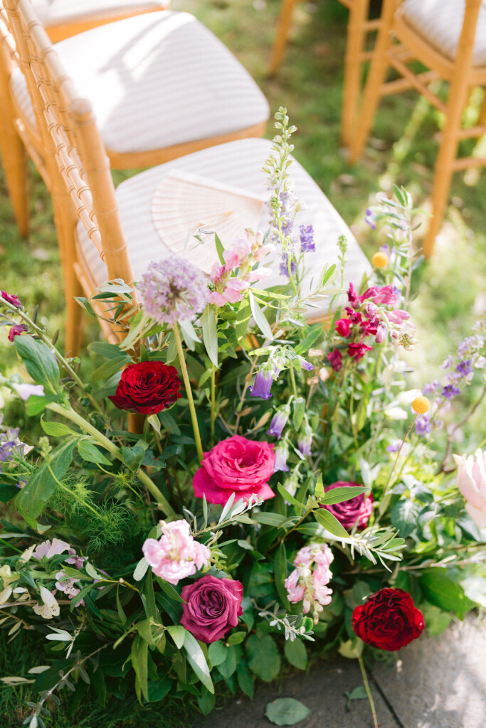 FamilyAidUK's tweet photo. See How This Couple Blended Their Jewish and Nigerian Backgrounds For a Wedding that Was Uniquely Them... https://t.co/X7Lt4035M7