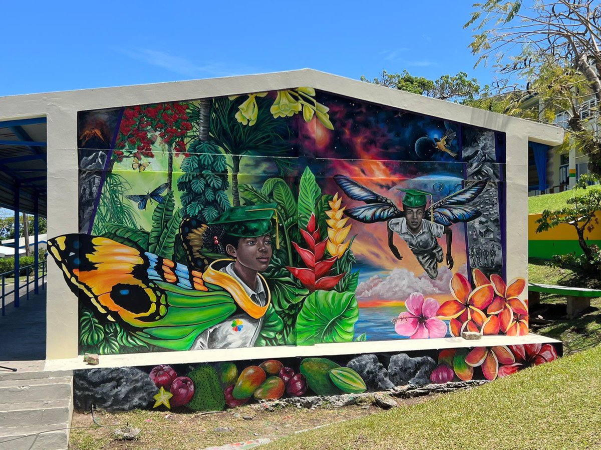 abrakaren's tweet photo. Life with volcanoes: an experience shared by the Montserrat community via the design of the 4 first country mural paintings

Part of the #CuratingCrises project led locally by @mvoms, guided by @thegoodnesstour, made possible by many local sponsors

Movie soon by @JerelyBrowne ! https://t.co/gcwZsw4VEU