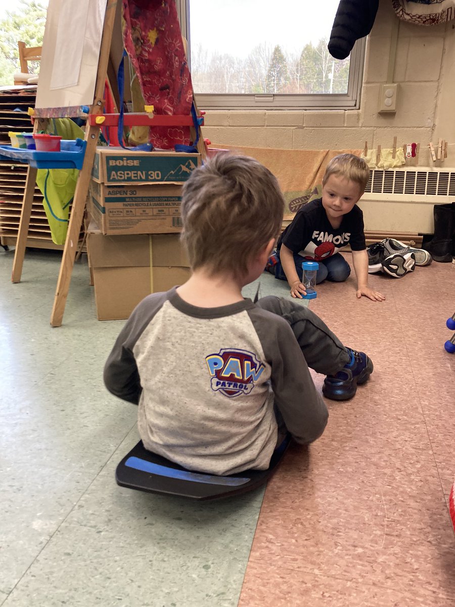 ssrcepreprimary's tweet image. Using our problem solving skills to take turns! #NSPrePrimary #PyramidModel #problemsolvers