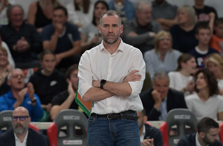 thevolleynews's tweet photo. Lo scarno comunicato con cui Piacenza ufficializza il divorzio da Botti
https://t.co/9fhNm2AzYv
#VolleyNews #GasSalesBluenergyPiacenza #MassimoBotti #SuperlegaMaschile #VolleyMercato #Volleynews https://t.co/JWeWEbNQl3