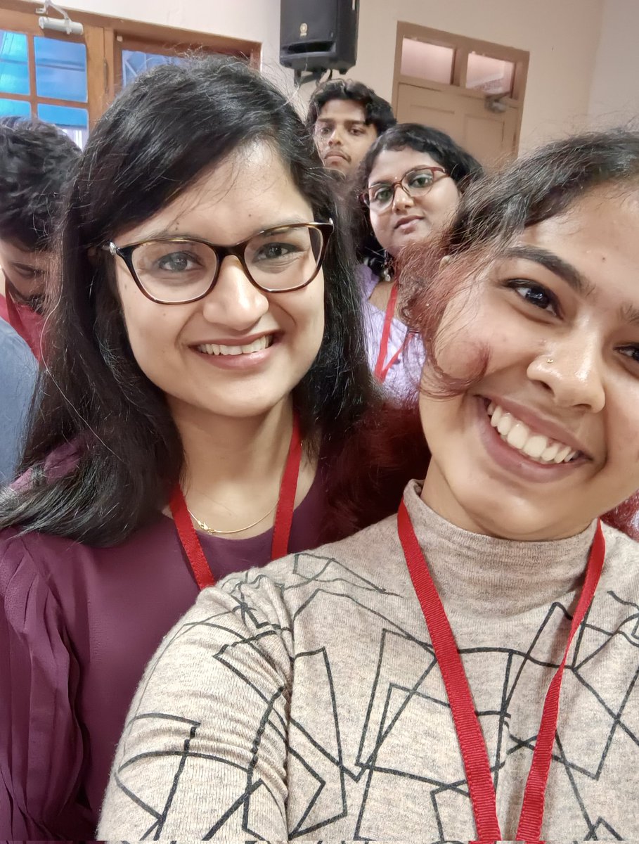 MalavikaCo's tweet photo. Just attended an amazing session by @Nikkitagandhi and Tanvi Somani from @GoogleDevsIN on connecting with people at meet-ups! Their tips and suggestions were super helpful, especially for an introvert like me. Thanks, Nikitha and Tanvi, for making networking seem less daunting! https://t.co/uhLtcBY8xv