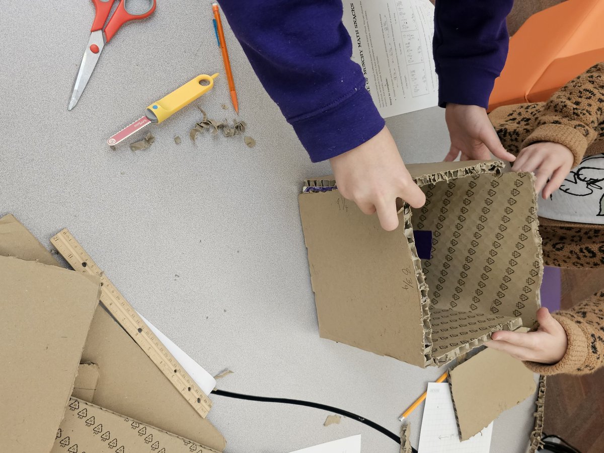 hnadrat's tweet photo. Reviewing multiplying fractions, surface area, and volume by creating snack boxes in 6th grade math at WEMS! 
#daviecountyschools
#experiencedavie https://t.co/YBl7B1Nzcu