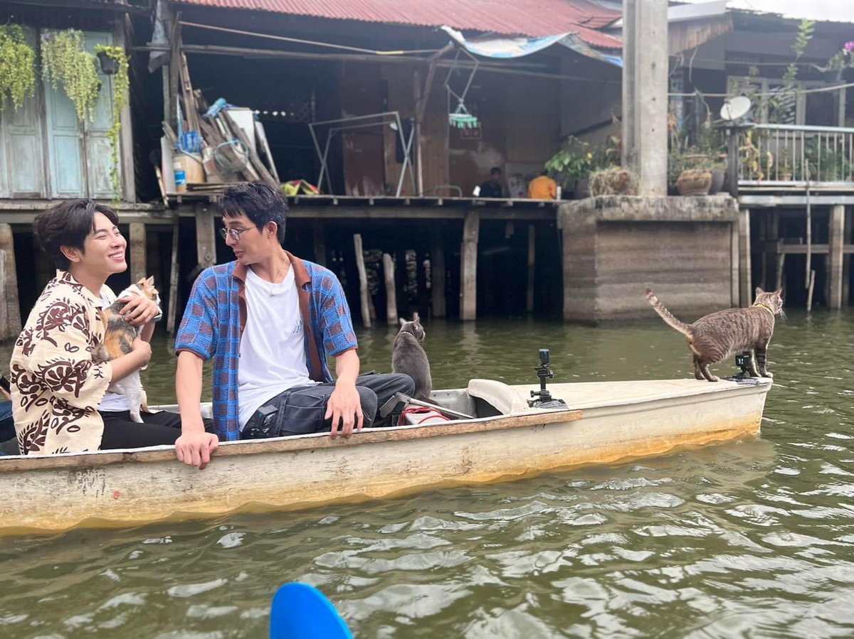 EMSunflowerfii's tweet photo. Mampus lucuk banget. Gakuat gemes.
Aaaaa tidak sabar nunggu eps ini tayang.
#Earthmix #EMSS2 https://t.co/P9PfvDV66Z