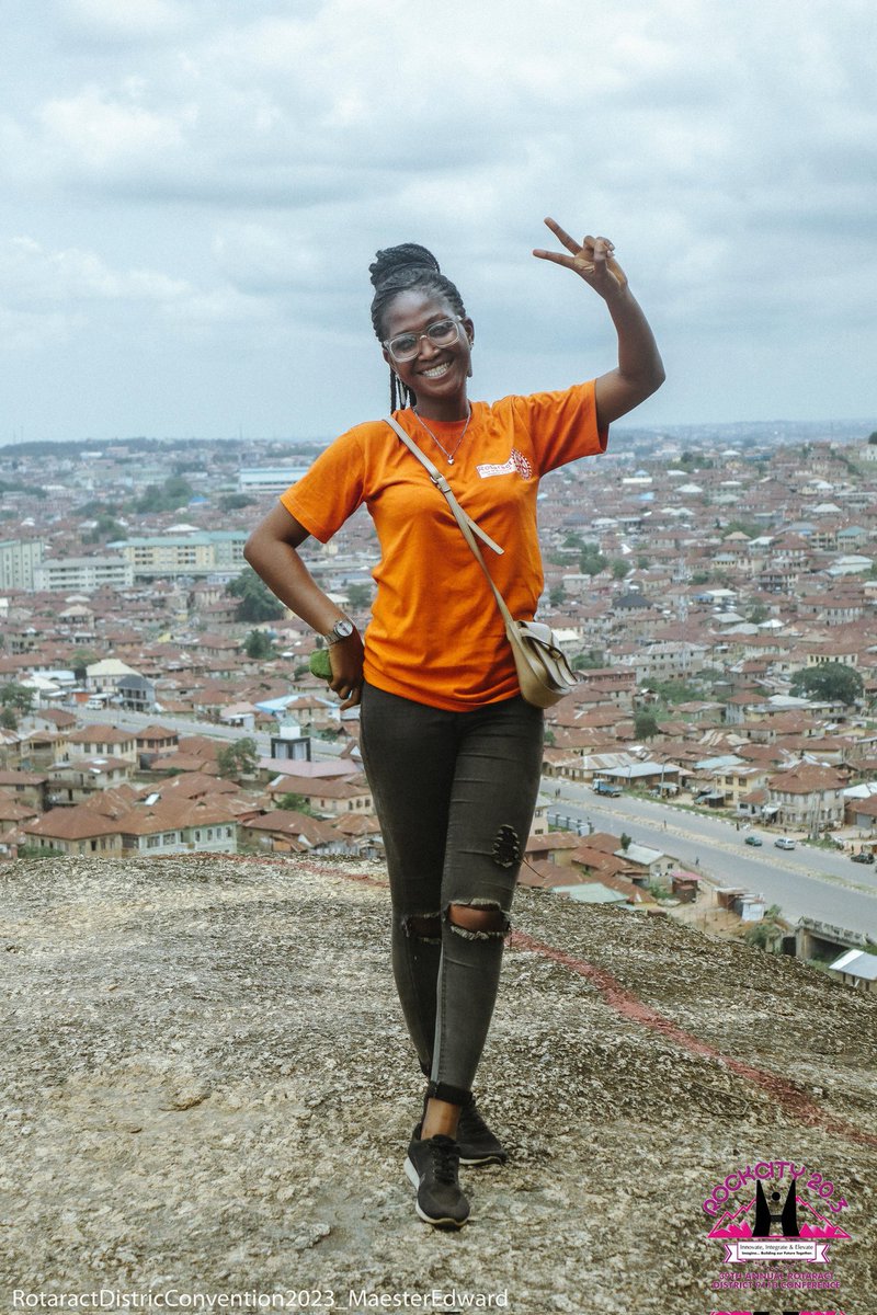 CeoAcubekoncept's tweet photo. Day 2
Visit to Olumo Rock
#39thDISCON #Rotaractdistrict9110ng
#RockcityExperience
#VisitToOlumoRock
#imaginativerotaractors https://t.co/CcLfGTH2UU