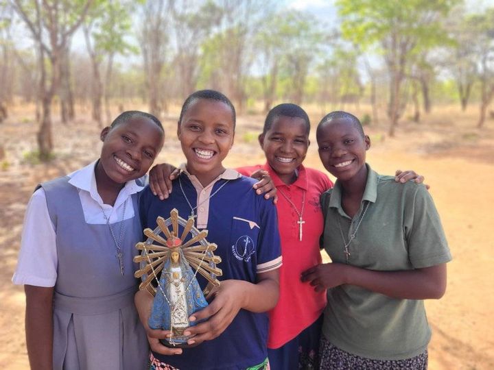 Fidelidad Católica tweet media