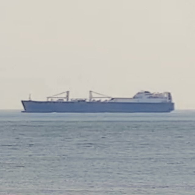 WarshipCam on Twitter "USNS Sisler (TAKR311) Watsonclass vehicle